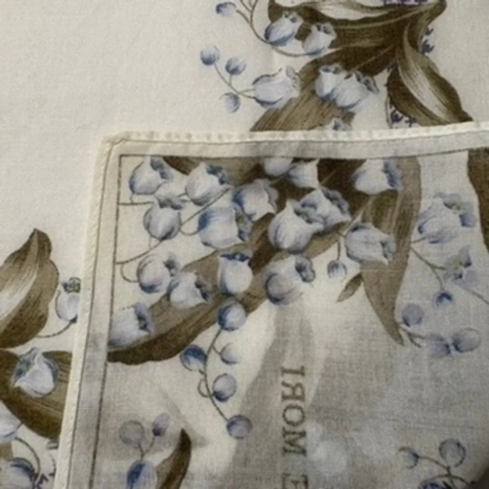 Vtg HANAE MORI Scarf Handkerchief Lily of the Valley White Blue Green 16.5
